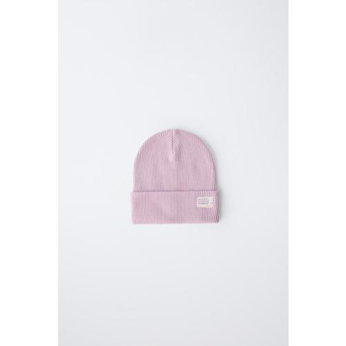 RIBBED KNIT HAT WITH LABEL - Mauve | ZARA United States