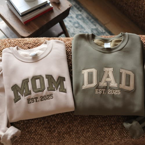 Embroidered Mom and Dad Matching Sweatshirts, Pregnancy Announcement