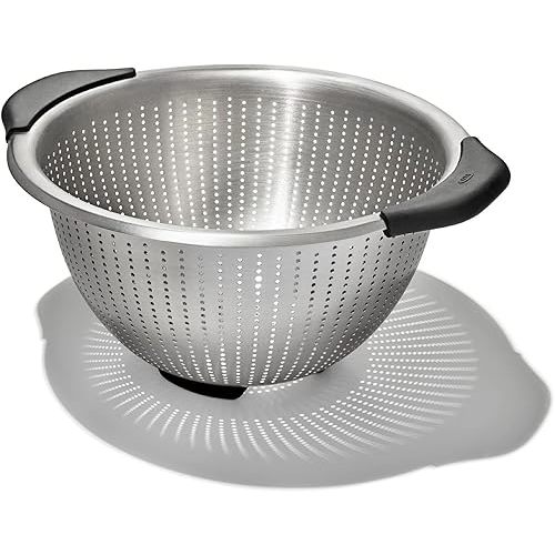 OXO Good Grips Stainless Steel 5 qt./ 4.7 L Colander