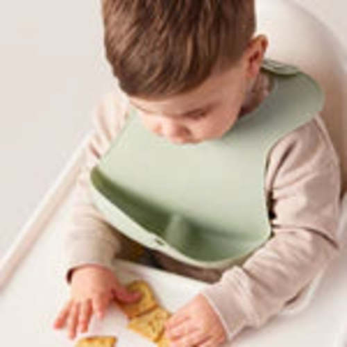 silicone bib - sage | roll + go bib | b.box for kids | b.box USA