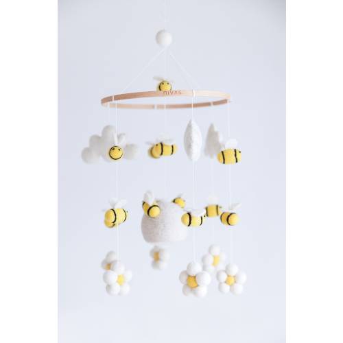 Bee and Flower nursery mobile / Baby Floral mobile / Bee theme nursery /Bee Baby Shower / Bee  Mobile / Baby shower gift / New baby Gift