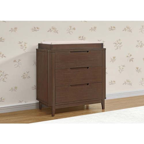 Noah 3 Drawer Dresser with Changing Top and Interlocking Drawers | Delta Children