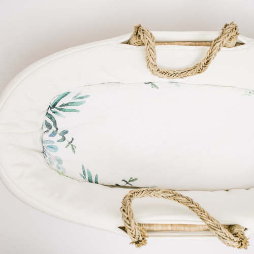 Leafy Border Bassinet Sheet