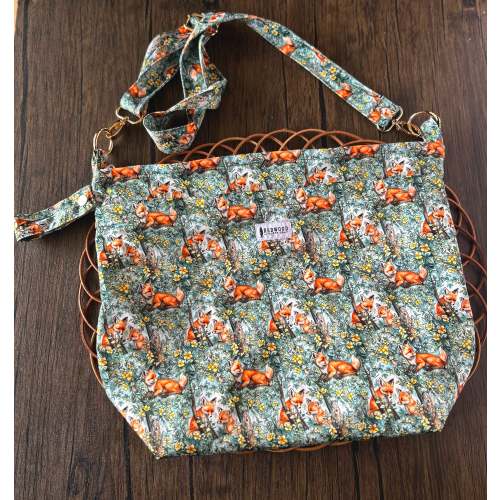 Spring on the Farm Collection Wander Bag