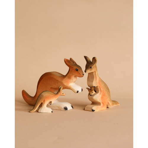 Bumbu Wooden Kangaroo Family Set