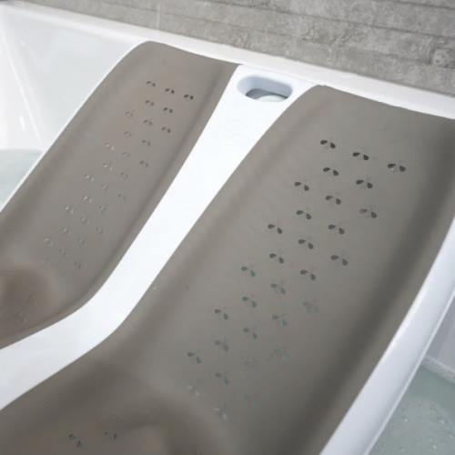 The Twin Bath