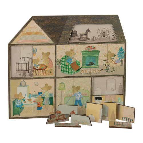Mouse hole Farmhouse puzzle