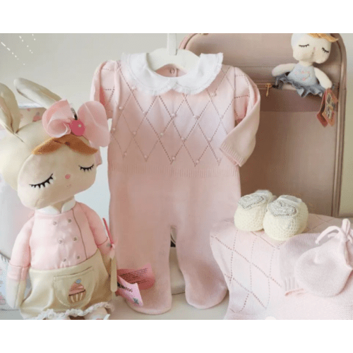 Pearl Knit Outfit