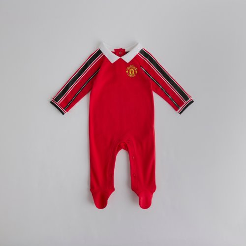 Manchester United Baby 1998/00 Retro Home Sleepsuit Red