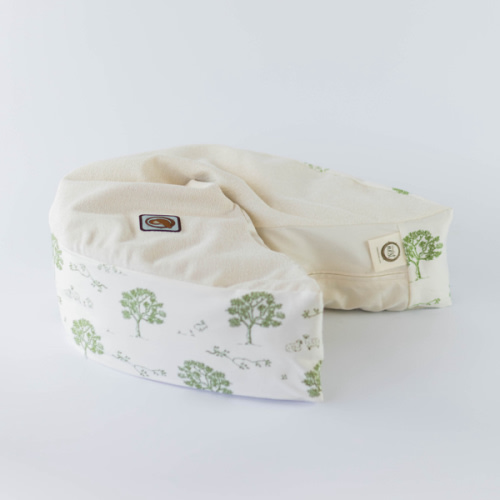 organic nesting pillow in central park