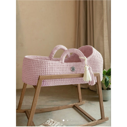 Standard Moses Basket with Round Hood