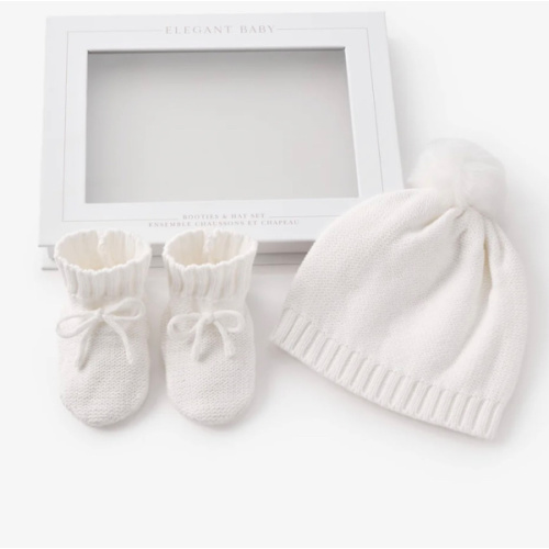 Cream Knit Hat & Booties Gift Set – Elegant Baby