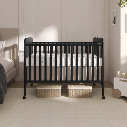 Dream On Me Carson Classic 3-in-1 Portable Crib in Black, Removable Wheels, Converts from Baby Crib to Toddler Bed, Day Bed and Kids Sofa, Three Adjustable Mattress Height Positions