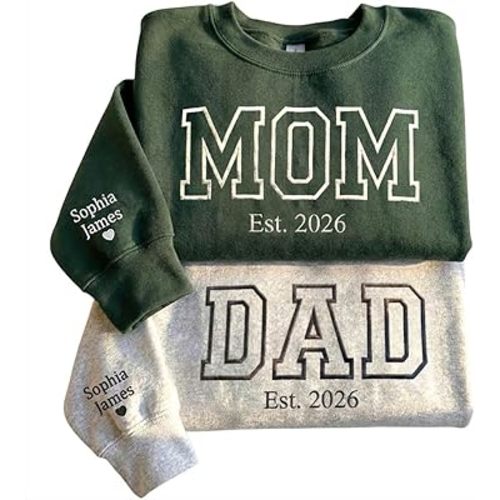 GODMERCH Personalized Embroidered Mom Dad Sweatshirt With Kid Names On Sleeve With Heart, Daddy Est Year, Mama Shirt With Date, Gift For New Mom Dad