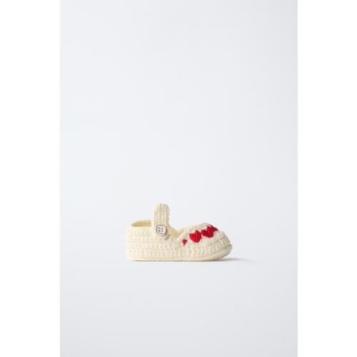 HEART BOOTIES
