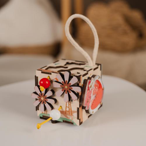 Woodland Animals Busy Cube: Montessori Sensory Toy for Toddlers
