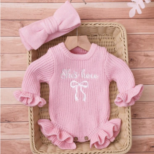 2pcs Newborn Baby "She's Here" Bow Embroidery Knitted & Headband Set, Infant Photography Prop & Christening Outfit