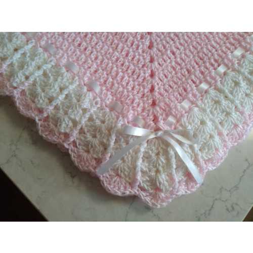 NEW Handmade Crochet Baby Blanket Afghan girl (Pink and White)