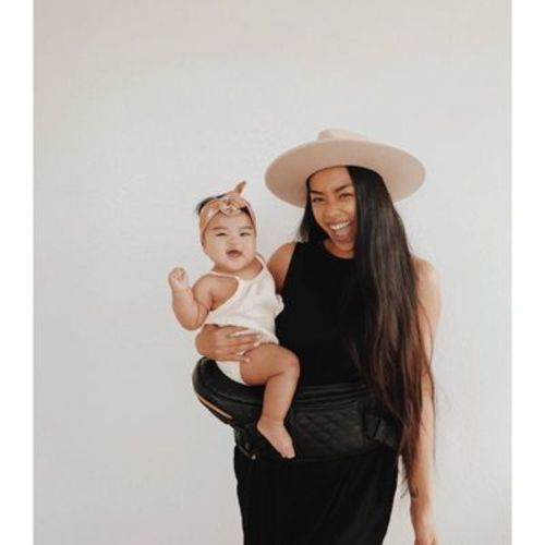 Tushbaby Vegan Leather Hip Seat Baby Carrier - Black: 8-45 lb Capacity, 1.35 lb Weight