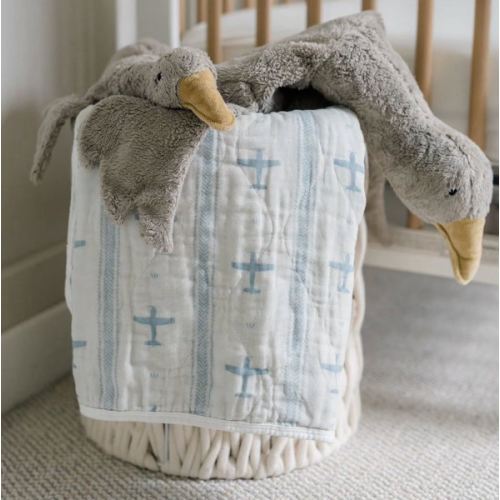 Ellie + Layne Blankets