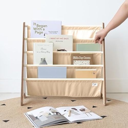 3 Sprouts Recycled Fabric Kids Bookshelf – 4-Tier Sling Book Rack Organizer - Nursery Room Playroom Classroom Wooden Book Shelves - Kid Bookcase Wood Storage Shelf for Toddler Age 3+ - Beige