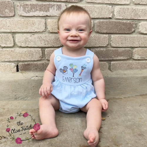 Summer Monogrammed Sunsuit / Mouse Sunsuit / Summer Boy Outfit / Monogrammed Boy Bubble / Baby Shower Gift / Embroidered Bubble Vacation