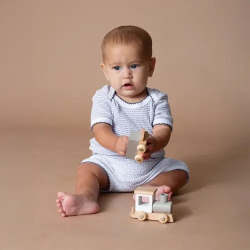 Paty Knit Short Sleeve Bodysuit – Classic Lap Shoulder Onesie 9M