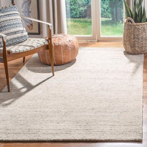 SAFAVIEH Himalaya Collection Area Rug - 5' x 8', Ivory, Handmade Wool, Ideal for High Traffic Areas in Living Room, Bedroom (HIM413A)