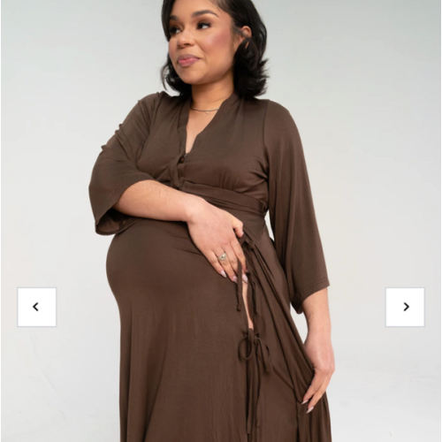 Lila Labor & Postpartum Gown in Mocha