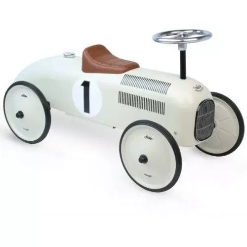 Ride-on car white