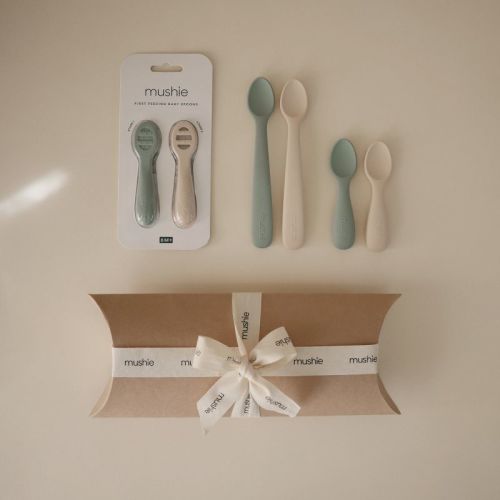 Mushie Essential Spoons Kit (Cambridge Blue/Shifting Sand)