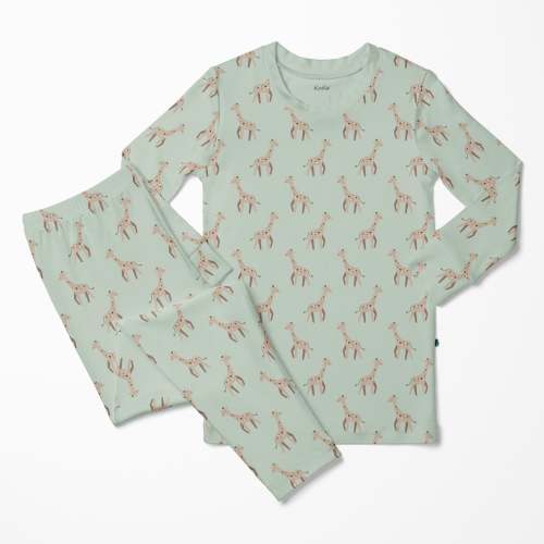 Print Long Sleeve Pajama Set in Aloe Giraffe