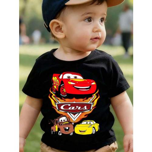 Disney T-Shirts Featuring Lightning McQueen From Cars Are Perfect For Boys And Girls To Wear During Outdoor Activities And Trips To Disneyland.
