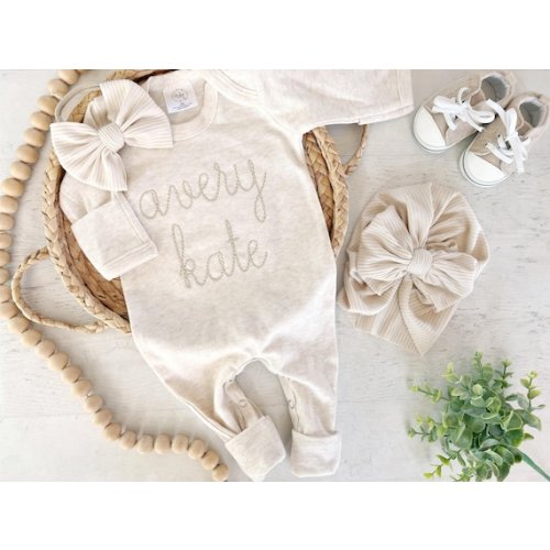 Personalized Oatmeal and Beige Vintage Stitch Footie With Bow or Hat, Custom Gender Neutral Coming Home Outfit, Baby Shower Gift - Etsy