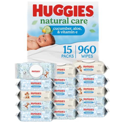 Huggies Natural Care Cucumber, Aloe & Vitamin E Wipes, 15 Packs, 960 Wipes | Lightly Scented, Hypoallergenic, Dermatologist Tested, No Harsh Irritants, 1-Handed Dispensing