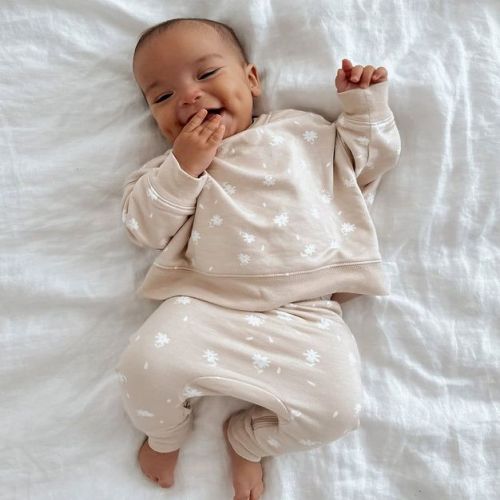 günamüna® Baby Two - Piece Set with DIAPER-ZiP Bamboo Rayon Fleece - Petal Blush - 0-3 Months