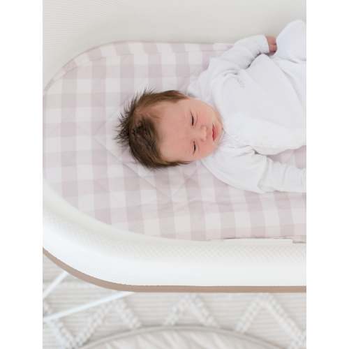 Small Oval/Moses Fitted Waterproof Sheet | Blush Gingham