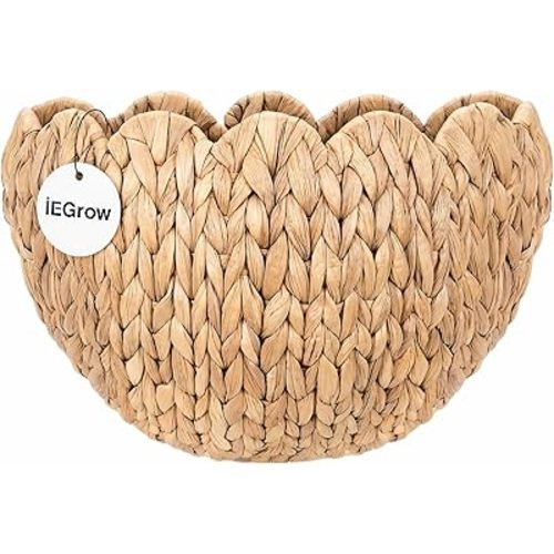 iEGrow Scalloped Wicker Wall Basket, Boho Wall Decor Basket, Big Hanging Baskets for Organizing and Decor, Woven Large Natural Water Hyacinth Baskets for Nursery Door Mounted Flower Mail Plant