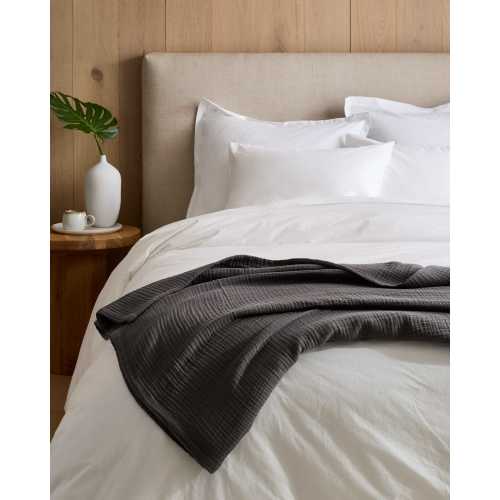 Organic Airy Gauze Blanket in Charcoal