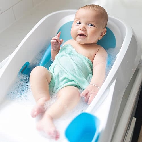 4moms Cleanwater Tub, 3-in-1 Grow-with-Me Baby Bathtub with Digital Thermometer for Newborns to Toddler, Assembled in The USA