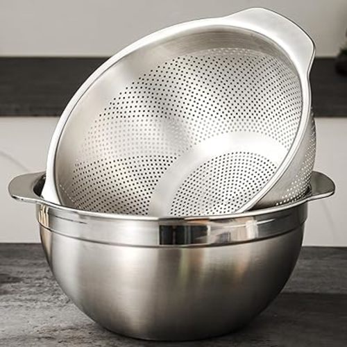 18/8 Stainless Steel Microwell Colander, 3.5QT Large Capacity with Handle Kitchen Food Strainer Basket for Washing Vegetables, Fruits, Rice, and Pasta (primary colour, 3.5QTColander+3.5QT Mixing bowl)