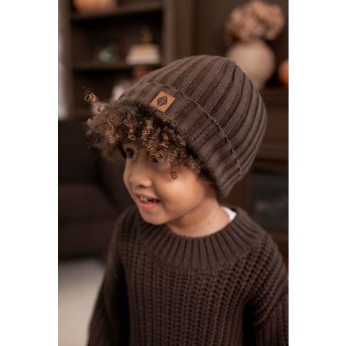 Chunky Knit Ribbed Beanie in Espresso