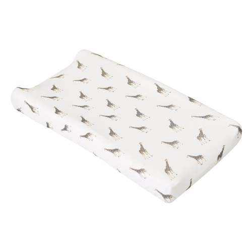Change Pad Cover in Giraffe