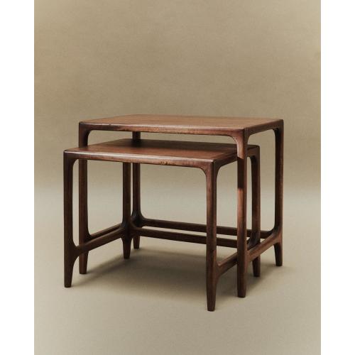 WOODEN NEST OF SIDE TABLES (SET OF 2)