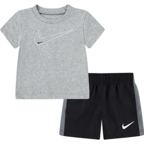 Dri-FIT Sportswear Club Graphic T-Shirt & Shorts Set