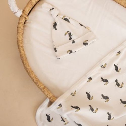 Organic Swaddle Blanket & Hat Set - Toucan