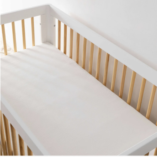 Babyletto Crib Sheet in GOTS Certified Organic Muslin Cotton – Namesake