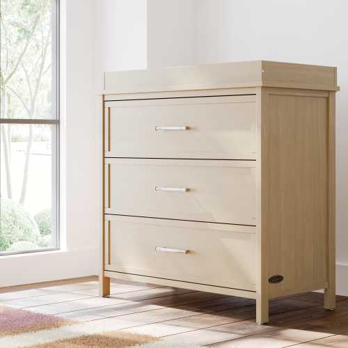 Graco Classic 3 Drawer Chest with Changing Topper | Ashley