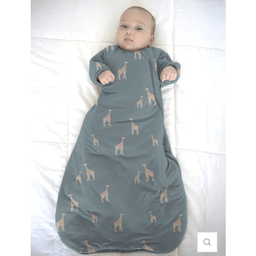 Giraffe Moss Sage 1.0 TOG Long Sleeve Transitional Bamboo Viscose Swaddle Sack | günamüna