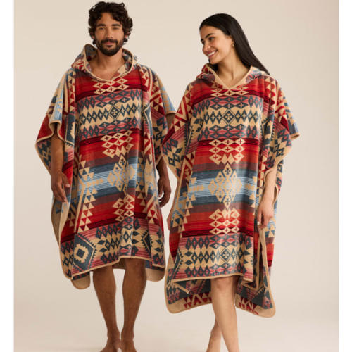 CANYONLANDS ADULT HOODED TOWEL